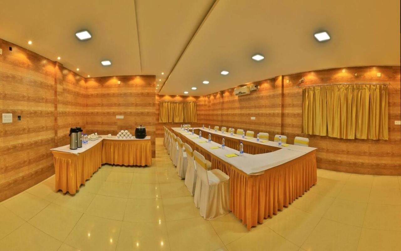 Hotel Kalyani Mysore Εξωτερικό φωτογραφία