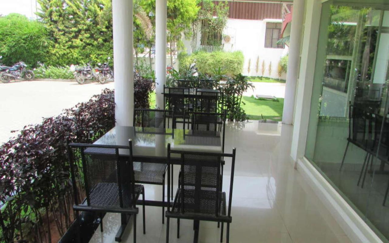 Hotel Kalyani Mysore Εξωτερικό φωτογραφία