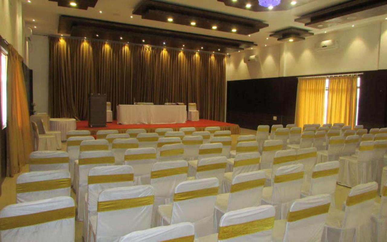 Hotel Kalyani Mysore Εξωτερικό φωτογραφία