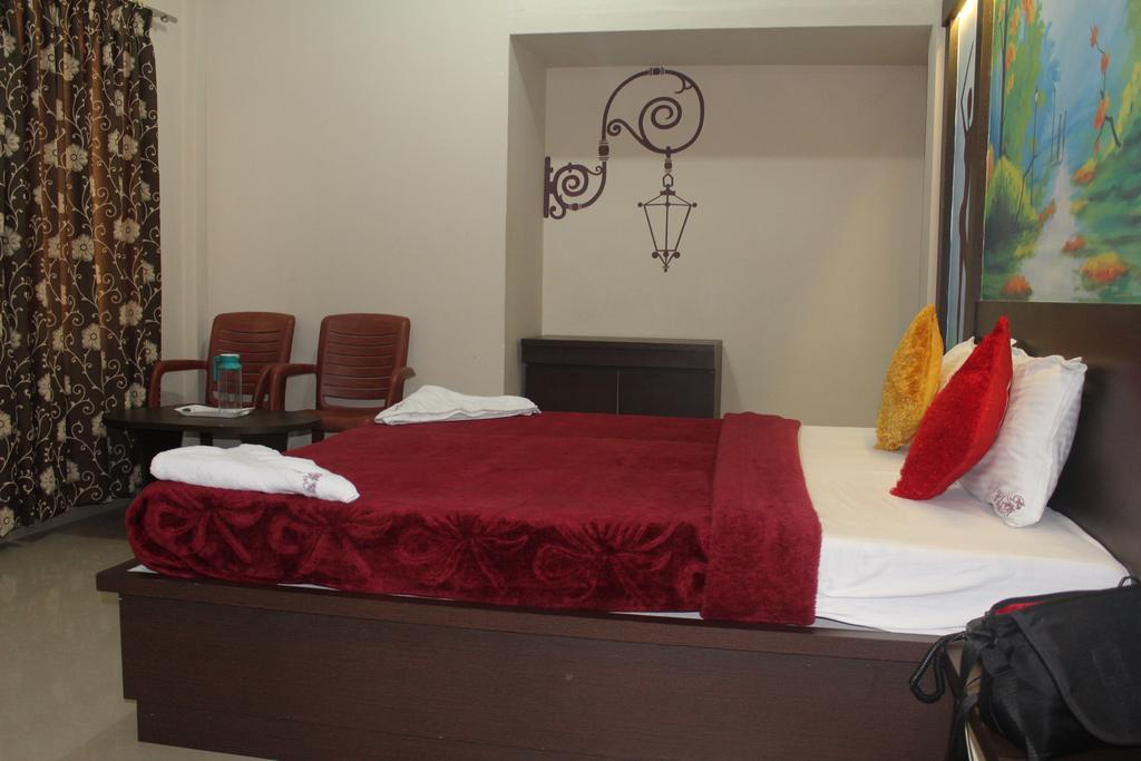 Hotel Kalyani Mysore Δωμάτιο φωτογραφία