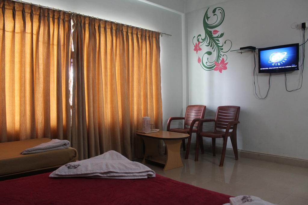 Hotel Kalyani Mysore Δωμάτιο φωτογραφία